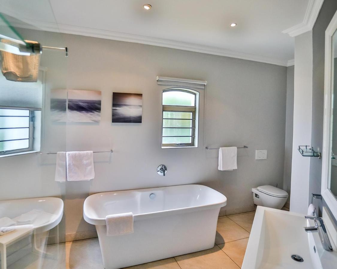 Lalaria Ocean Villa Dolphin Coast 外观 照片