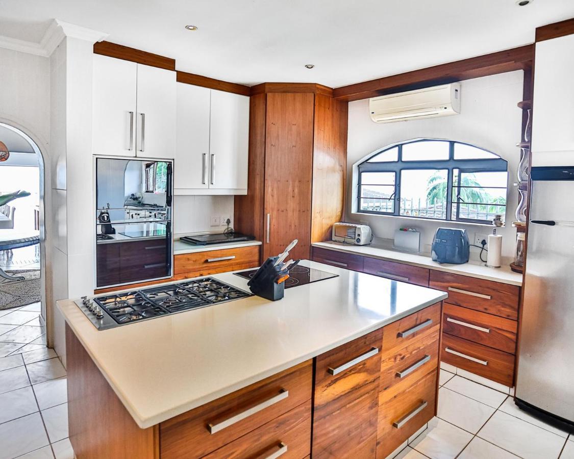 Lalaria Ocean Villa Dolphin Coast 外观 照片